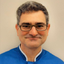 Dr David Makrakis Dentist Brigg
