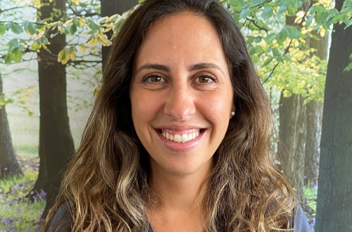 Ines Forte is a specialist in Periodontics Dentistry at Hospital Lane