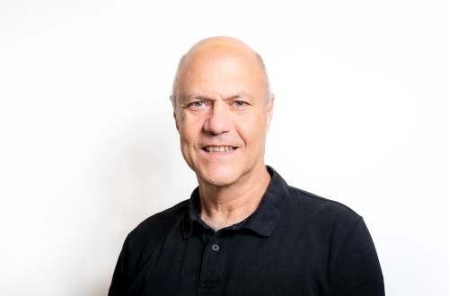 Headshot of Michael Zybutz, Specialist Periodontist and Lead Surgeon at TDC (Total Dental Care) Implant Centre Harley Street